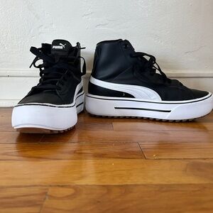 Puma Women’s Kaia Mid PlatformHigh-Top Sneaker 9.5